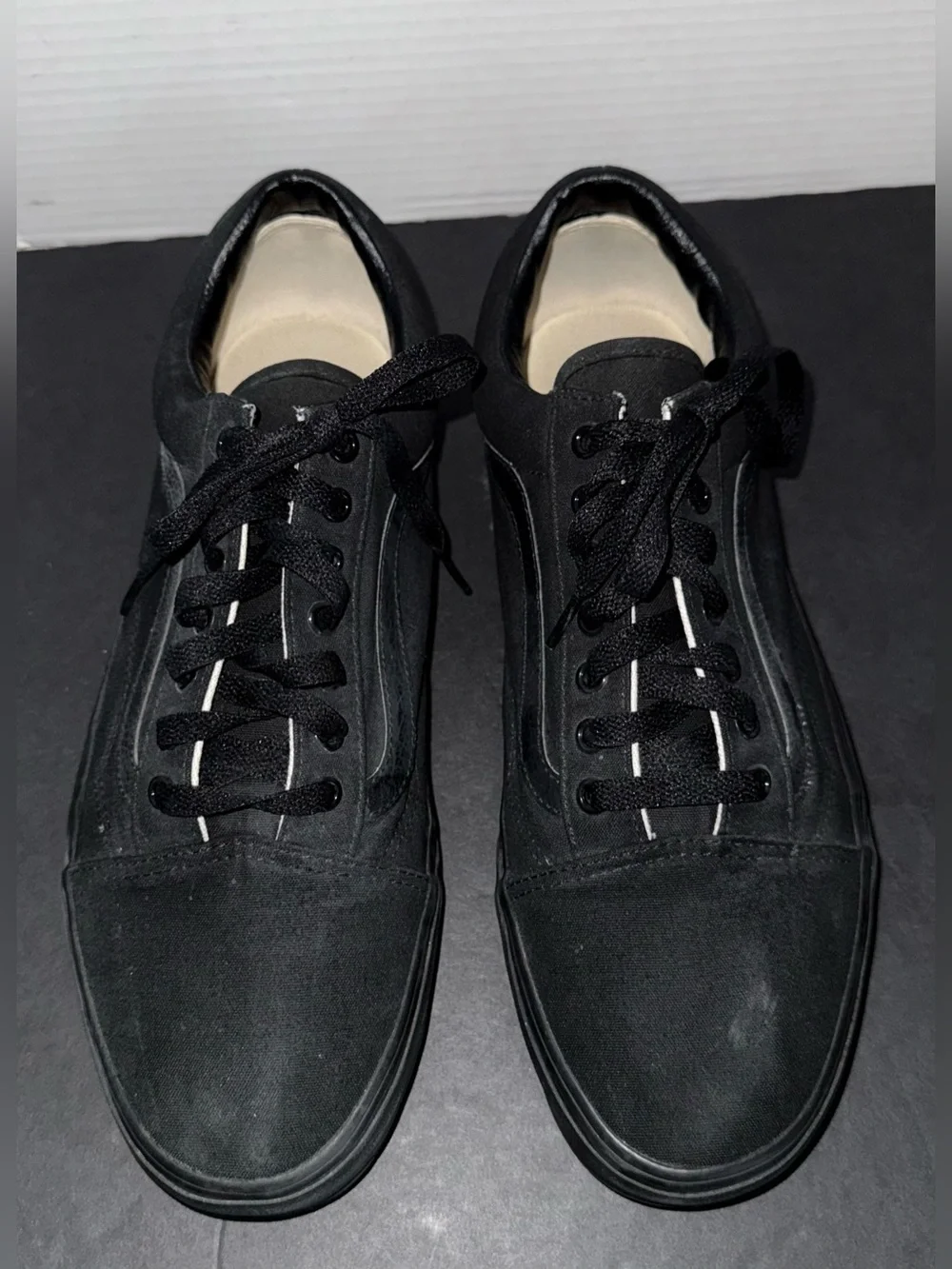 VANS Classic Black Old Skool Lifestyle Icon Side Stripe Skater Sneakers 11.5 Men - Picture 3 of 7